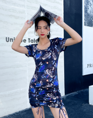 温柔风印花裙夏季新款重工连衣裙